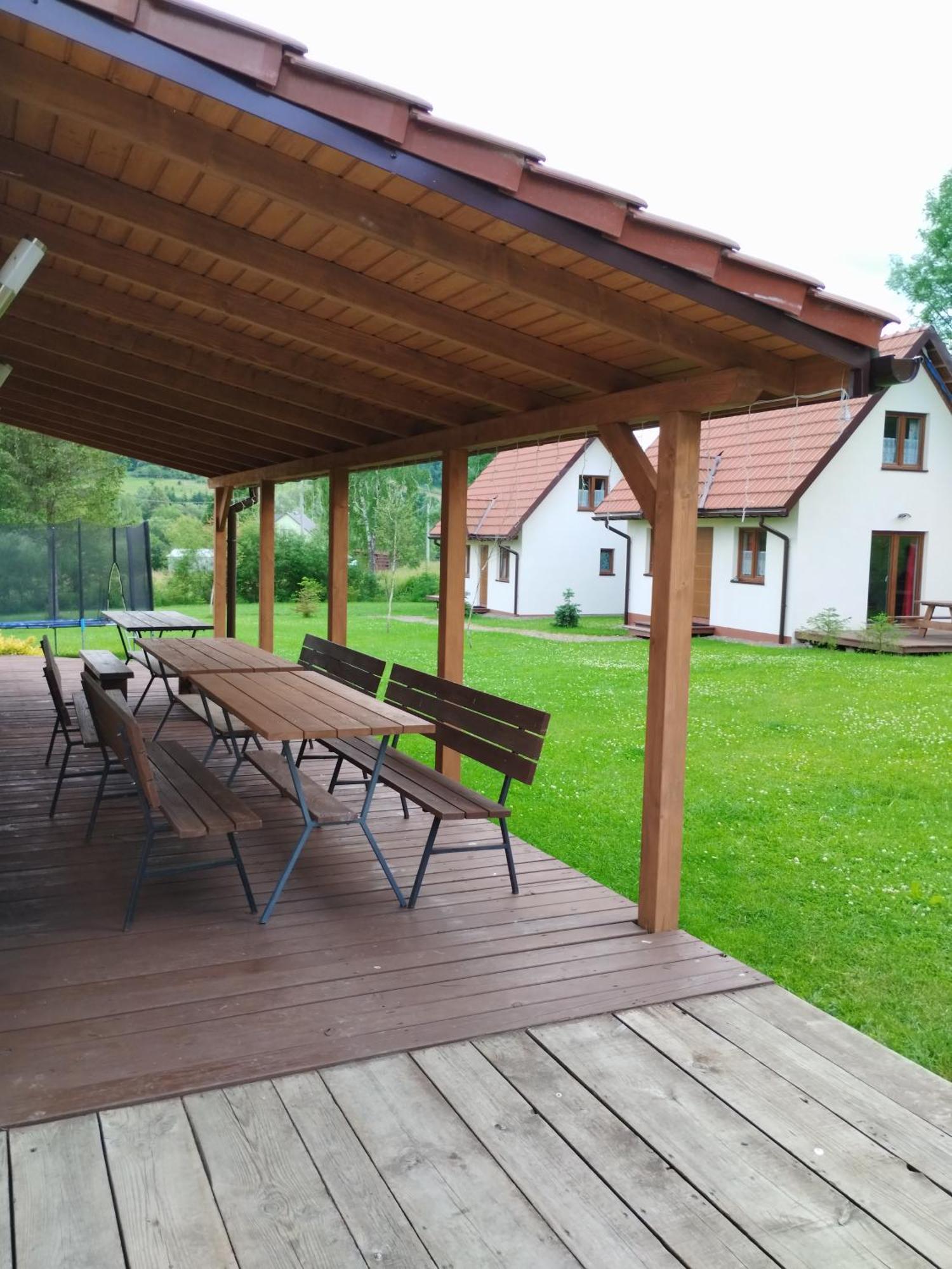 Bieszczadzkie Brzegi Apartment Ustrzyki Dolne Exterior photo